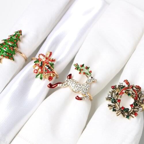Metal Napkin Rings Christmas Tree Elk Santa Bell Wreath Holder Hugging for Party Decor Tableware Christmas Napkin Buckle Ring