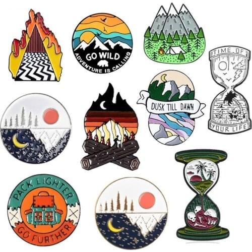 Outdoor Adventure Pin Series Drifting Picnic Vacation Forest MapTent Desert Island Sunset Badge Friends Travel Brooch Jewelry