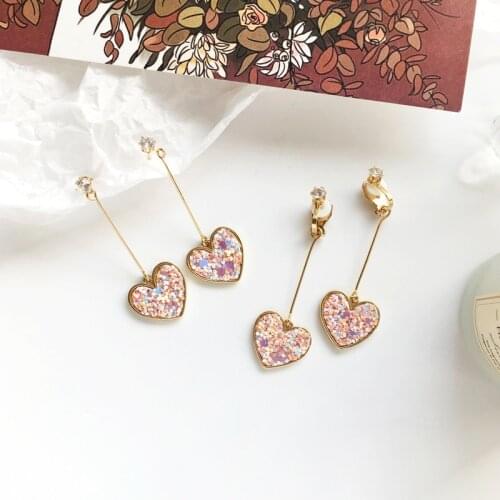 Korean Style Pink Love Heart Clip Earrings Sweet Simple Sequined Heart Shaped Long Chain Clip Earrings No Piercing Women Girls