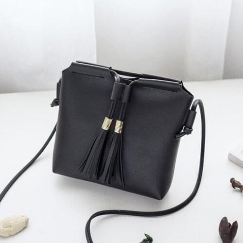 M464 2018 New Fashion Women Messenger Bag Double Tassel Hasp Womens Handbag Pu Leather Small Messenger Bags Gift Wholesale
