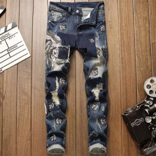 Mens Patchwork Jeans New Washed-Out Embroidery Badge Patchwork Slim Small Straight Leg Jeans Fashion Personality Youth Jeans