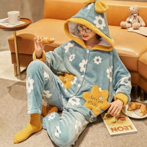 Winter Pajamas Flannel Pyjamas Women Sleepwear Fashion Home Wear Cartoon Hooded Nightgown Plus Size XXL Coral Velvet Nighty