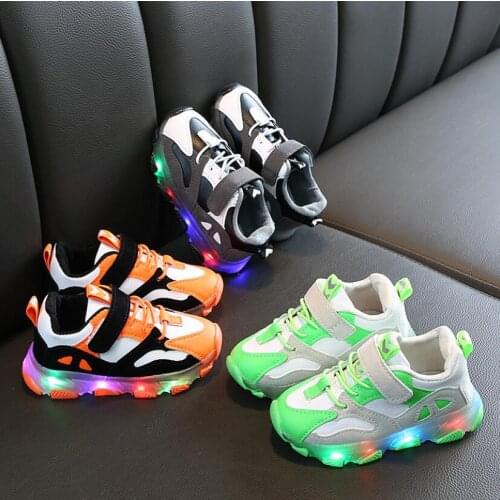 Child Sport Shoes Spring Luminous Fashion Breathable Kids Boys Net Shoes Girls Anti-Slippery Sneakers With Light Running Shoes