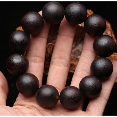 Chinas high-end agarwood bracelet high oil density agarwood Buddha beads