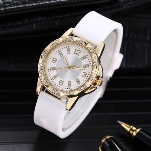 Fashion Brand New Watches for Mens Luxury Big Dial Silicone Band Watch Mens Quartz Wristwatches Sports Clock Relogio Masculino