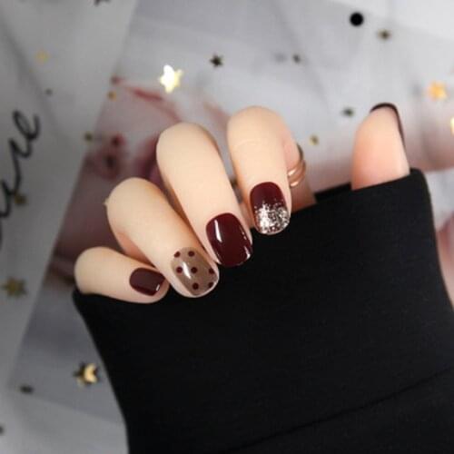 24pcs/box Summer Elegant Polka Dots Pattern False Nails Patch Girl Manicure Tool Shiny Paillette Decor Short Full Fake Nail Tip