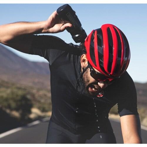 2021 Model Air Cycling Helmet Racing Road Bike Aerodynamics Wind Helmet Men Outdoor Sports Aero Bicycle Helmet Casco Ciclismo