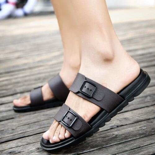 Y50 Designer Sandals Summer Mans Leather Basic EVA Bottom Casual House Soft Slippers For Outdoor Beach shoe