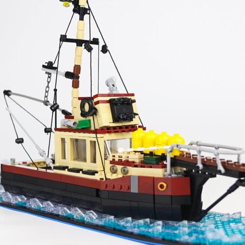 Military Series-Battleships Bricks Fishing Boat Pirate Ship Building Blocks Idea Shark Wreck Model Submarine Toys For Kid Gifts