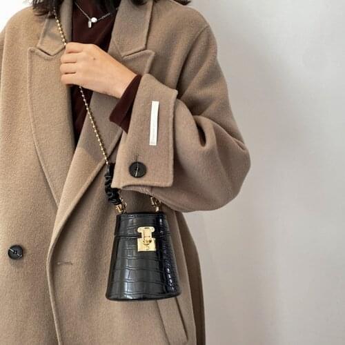 Korean Style Crocodile Pattern Solid Bucket Bag Women Buckle PU Chain Crossbody Bag WomenS Fashion Casual Handbag Woman 2021