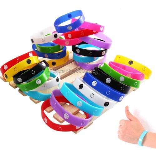 300pcs smile silicone wristband Personalized Rubber bracelets Sports Gifts shipping by DHL A