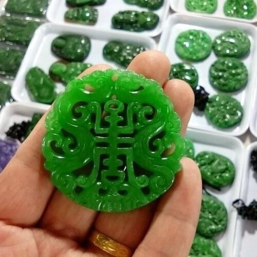 Natural Chinese Green Hand-carved Shuanglong Jade Pendant Fashion Seiko Jewelry Hollow Out Shuanglong Men and Womens Necklaces