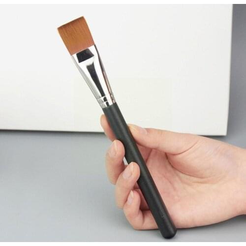 1Pc Wood Handle Soft Hair Contour Concealer Brush Professional Frosted Brush Foundation Tool Face Beauty Makeup Makeup I8M0