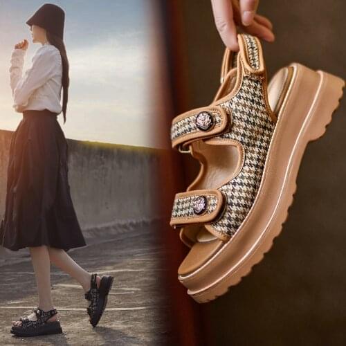 New Plaid Cloth Womens Shoes Casual Hook & Loop Shoes for Women Sandals Handmade Sheepskin Summer Flat Shoes Platform Sandals