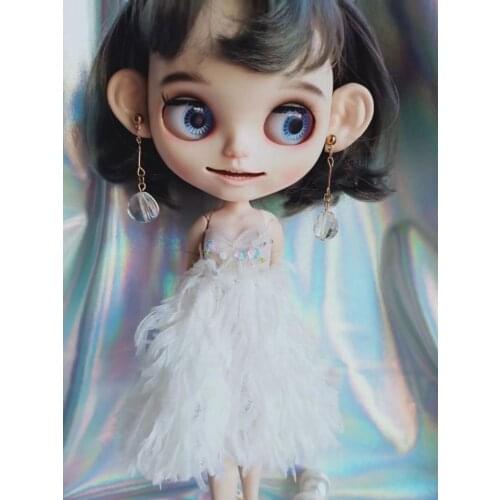 Blythes size doll clothes Super Fairy maiden style white feather wedding dress evening dress halter dress doll accessories