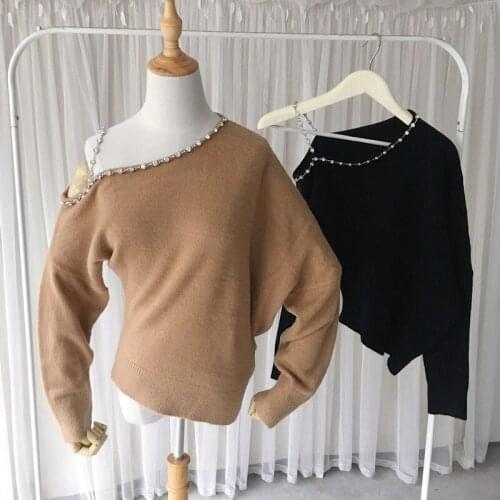 IHOBBY Women Off Shoulder Diamond Chain Sweater Autumn 2021 New Oblique Shoulder Niche Design Asymmetric Knitted Top