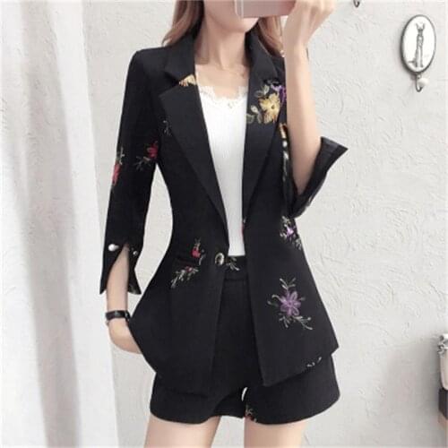 Fashion suit female summer New High quality personality Embroidered Casual Suit + Shorts two set women Suit women Plus size 2XL