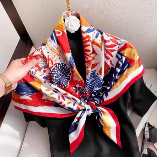 90cm * 90cm Designed Scarf Lady Shawl Printed Silk Felt Headscarf Scarf Lady Beach Sun Pack Headscarf Lady Wrap Scarf 2021