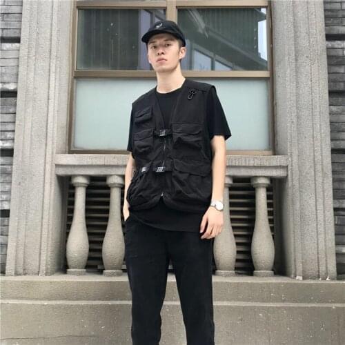 Multi-pocket military style retro tactical vest sleeveless men and women with hip-hop tooling vest tide