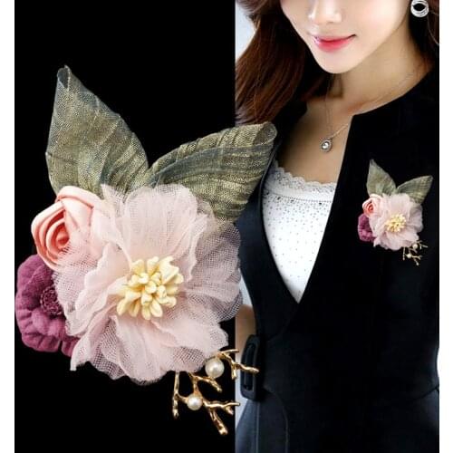 New Fabric Flower Brooch Korean Fashion Cloth Art Corsage Sweater Cardigan Badge Female Luxulry Jewelry for Women Accessories