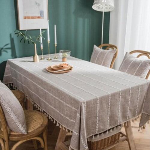 Rose Tree Tablecloths For The Wedding