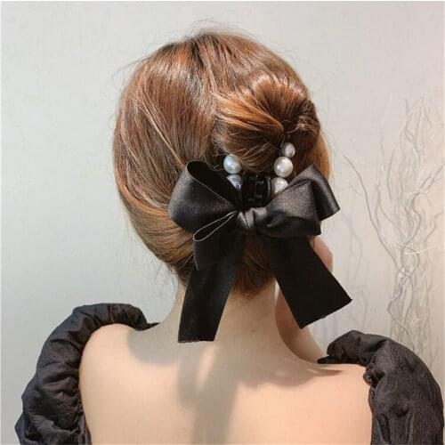 Ruoshui Woman Bowknot Pearl Hair Claws Lady Hairpins Barrettes Gilrs Hairstyle Hairpins Hair Clips Women Hair Accessories