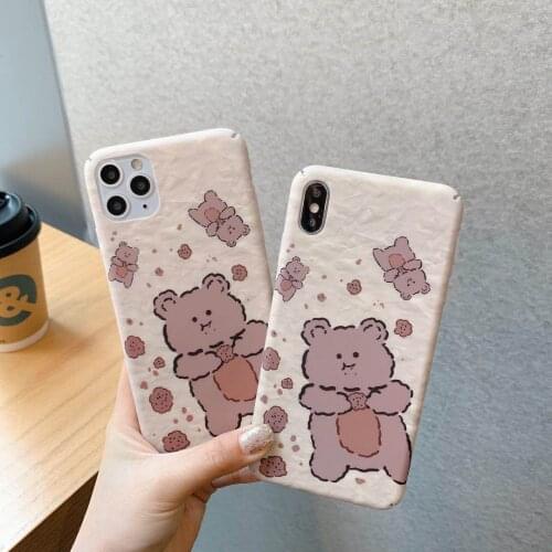 Retro Cartoon Bear Personalized Pattern Phone Case For iPhone Phone Case Frosted PC Water Paste Hard Shell For Huawei And Xiaomi