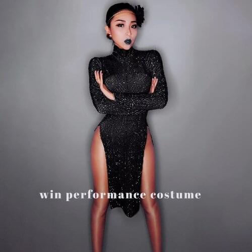 One-piece dress singer Gogo nightclub leads the dance bounce bithday sister Play cheerleading shape a figure performance