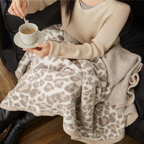 Luxury Thick Leopard Winter Warm Throw Blanket High Quality Jacquard Elegant Stripe Edge Leopard Bed Cozy Plaid Blankets
