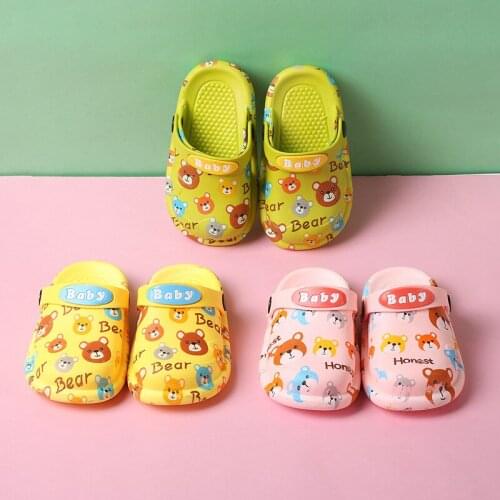 2021 Childrens Sandals Summer Closed Toe Interior Home Baby Child Bath Boys and Girls Non-slip Cartoon Sandals Kids Fur Slides