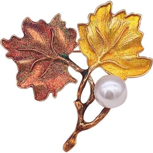 Women Vintage Imitation Pearl Color Block Maple Leaf Brooch Pin Jewelry Gift серебряные брошки set pines metalicos 2020