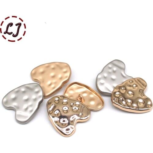 6pcs/lot new fashion decorative buttons high quality special-shaped buttons for women shirt suit overcoat sewing accessory diy