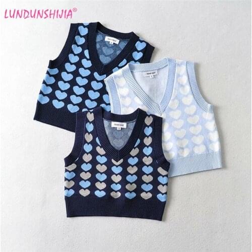 LUNDUNSHIJIA 2021 New Spring Autumn Love Printed Sweater Vest Women Sleeveless V-Neck Knitting Female Classic Vests Top