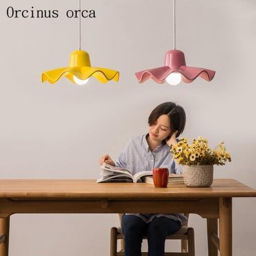 Nordic modern simple small hat chandelier living room bedroom creative color single head LED chandelier free shipping