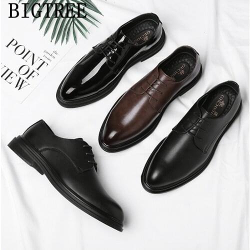 Formal Shoes Men Classic Brogue Shoes Men Classic Patent Leather Brown Dress Coiffeur Wedding Shoes Men Elegant Evening Dress