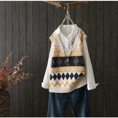 Women Sweater Vest V-neck Pullover Jacquard Knitted Vest Womens Vest Winter Sleeveless Sweater Sweater Waistcoat Women