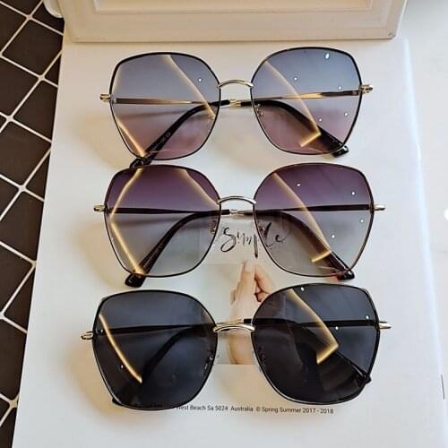 2020 womens sunglasses new net red retro large frame metal hollow polarized sunglasses female Korean version of thin sunglasses