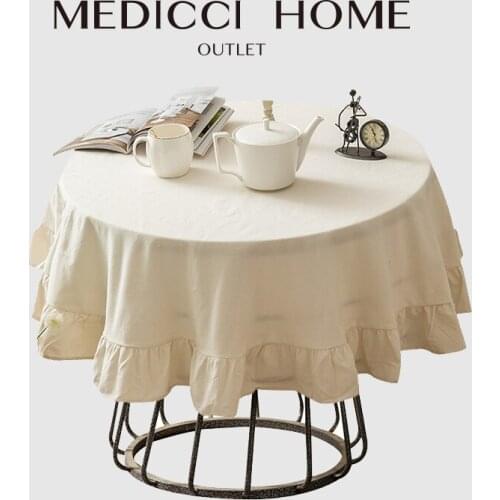 MEDICCI HOME Linen Tablecloths On The Table