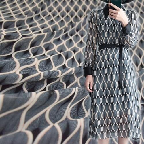 Half Meter High Grade Fashion Black Red Geometric Lines Print Chiffon Fabric For Dress Shirt Women Garment Sewing Tissue T1625