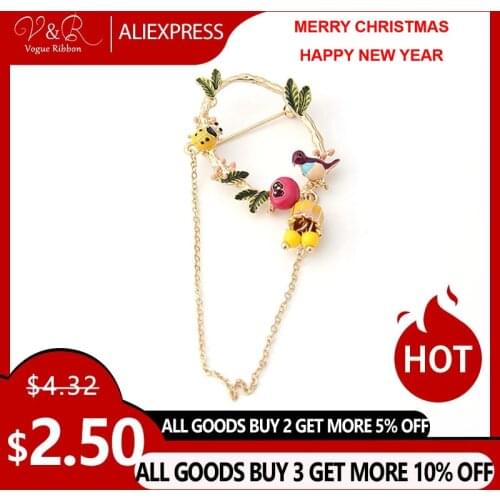 Cute Enamel Tree Leaf Ladybug Bird Nest Dangling Chain Brooch Pin For Women Cute Christmas Brooch 2019 New Jewelry Accessories