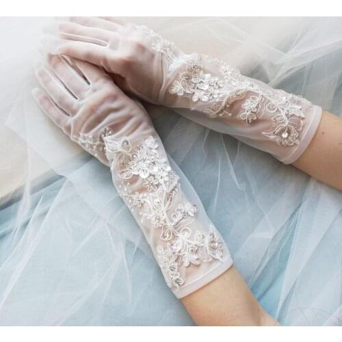 Wedding Dress With Gloves Sequins Beaded Gant Mariage Femme Appliques Lace Party Sheer Tulle Gloves Full Finger Bridal Gloves