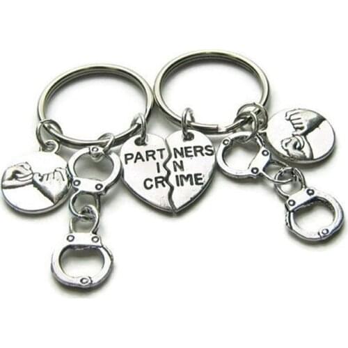 Handcuff Keychain Friendship Key Ring Fashion Keychain Partners In Crime Jewelry Friendship Gifts Creative Pendant Couples