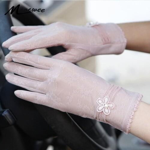 Spring Summer Women Vintage Sunscreen Sexy Lace Gloves Lady anti-uv Gloves With Flowers Womens Driving Touch Screen Gloves 2018