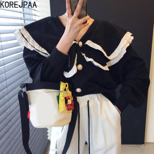 Korejpaa Women Jacket 2021 Autumn French Chic Temperament Wood Ears Lapel Pearl Single-Breasted Loose Puff Sleeve Sweater Coats