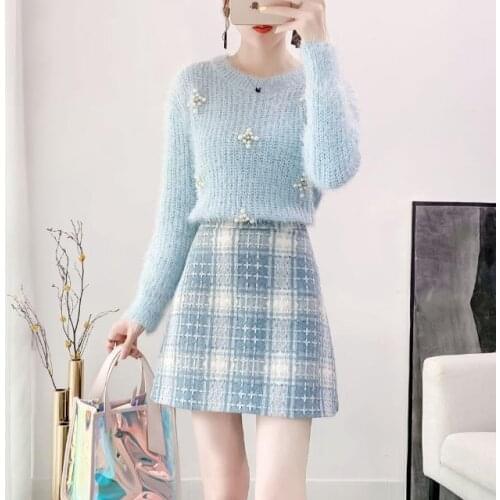 Women 2021 Autumn Winter New Fashion 2 Piece Suits Female Long Sleeve O-Neck Sweater Tops Ladies Plaid Tweed Skirt Sets Q204