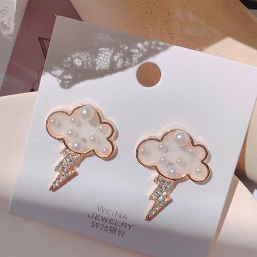 New Korean Japan Elegant Cute Shell Flower Pearl Stud Earrings For Women Delicate Shiny Rhinestone Earings Jewelry