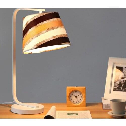 2016 Europe style table lamp modern decoration bedroom study room light adjustable lampshade desk light