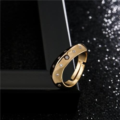 2021 New Fashion Gold Color Copper Wedding Ring Women Engagement Jewelry Unique Design CZ Geometric Ring Open End Free Size