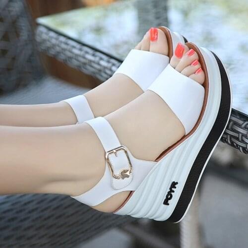 2018 Summer New Leather High Heel Wedge Female Sandals Sponge Cake With Open Toe Thick Female Shoes