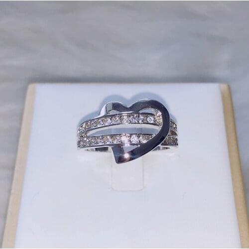 Japanese And Korean Version Of Delicate Heart-shaped Crystal Ring Fashion Womens Romantic Gift